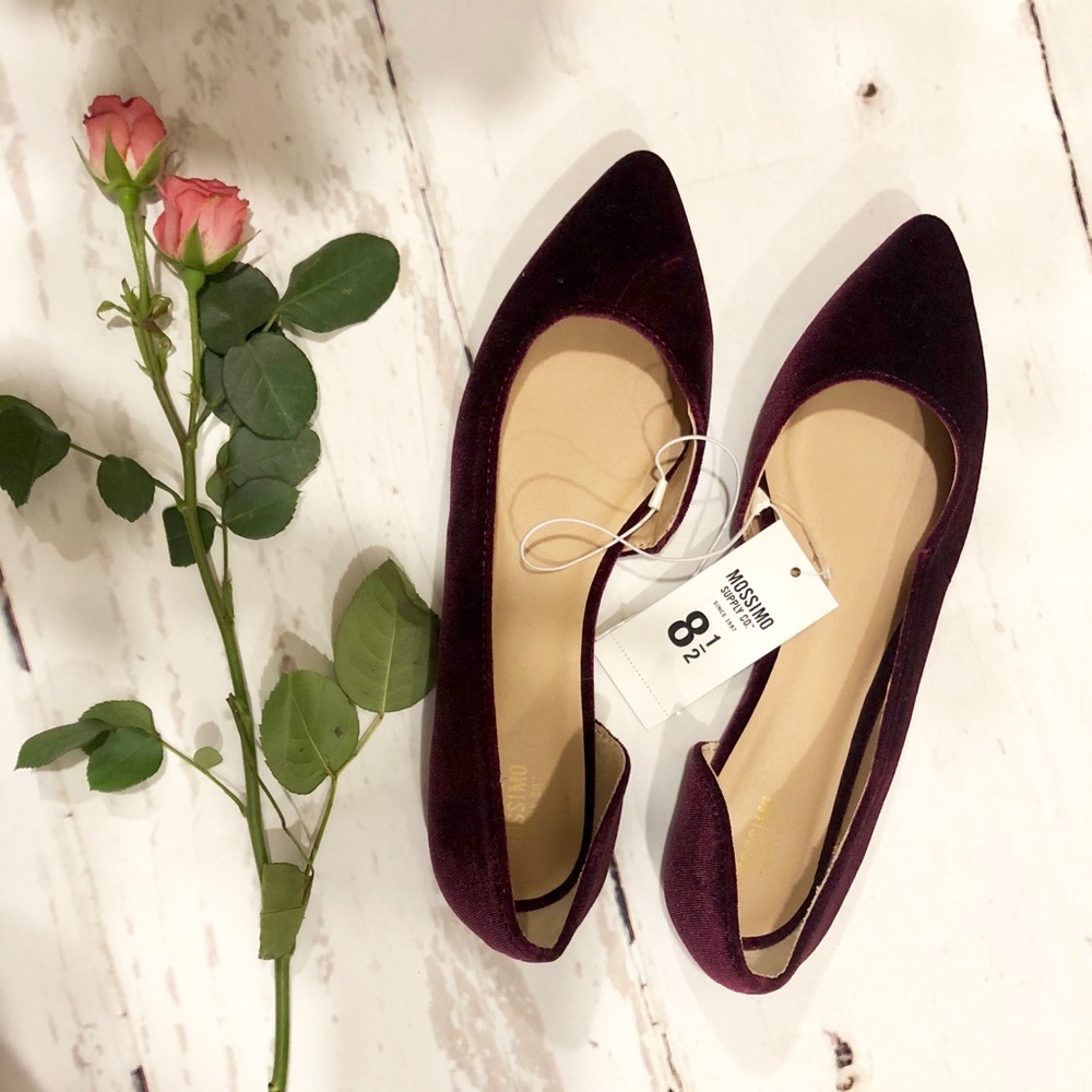 Mossimo Flats